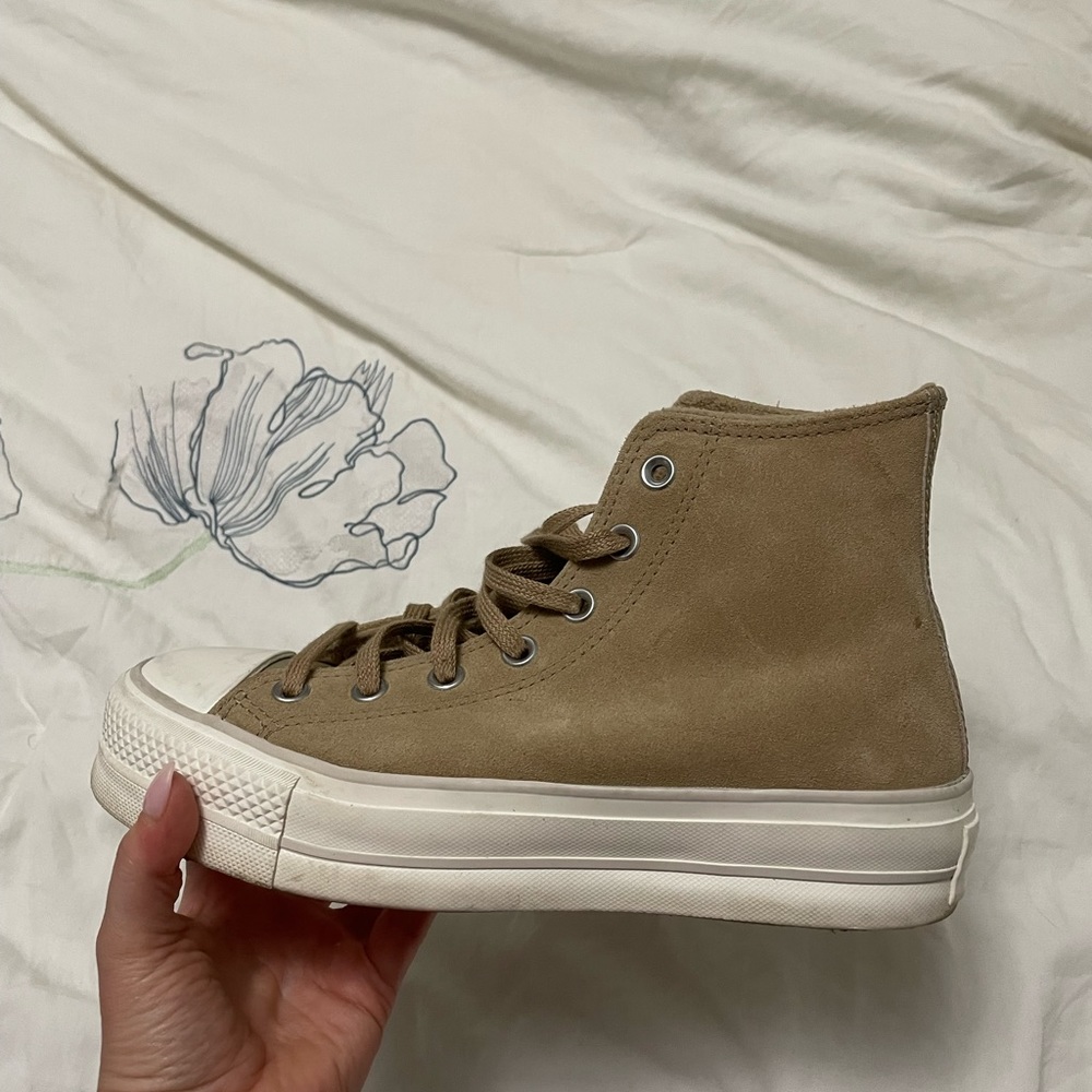Tan Platform Converse, Size 8!